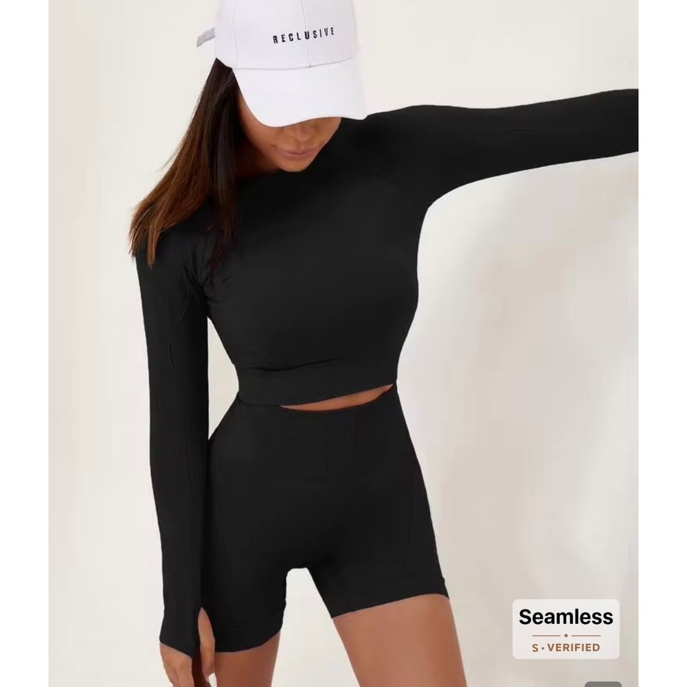 Shein Black Seamless Workout Set Long Sleeve Crop Top Biker Shorts S Gym